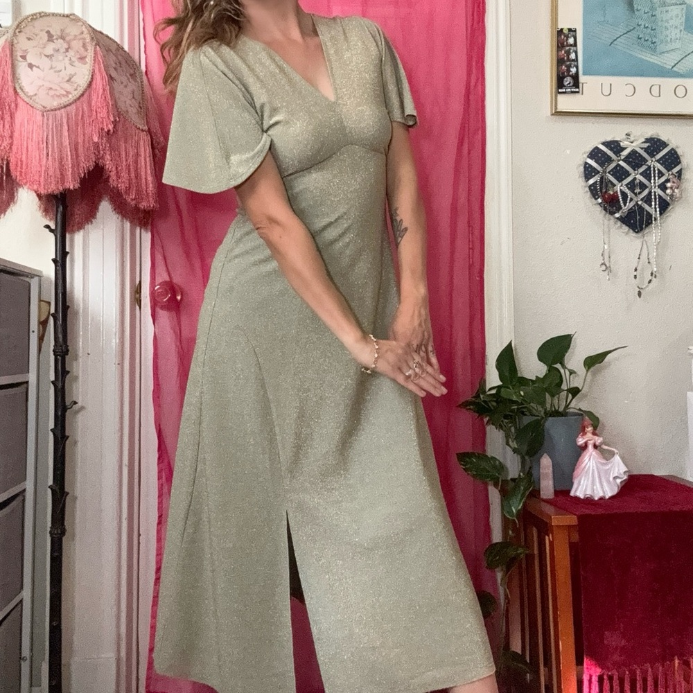 Sparkle dress gold/green size medium. Great for holidays. Vintage style.